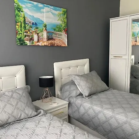 Orange Apartman *
